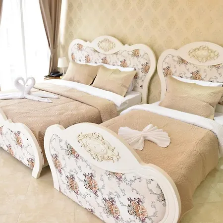 The Larossa Hotel Golcuk
